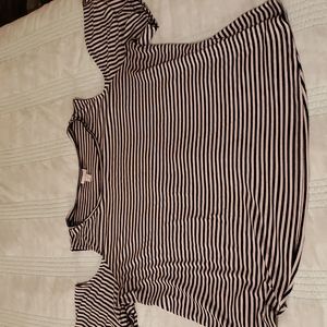 Ladies Ava Via Black & White blouse